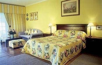 Chestnut Country Lodge0