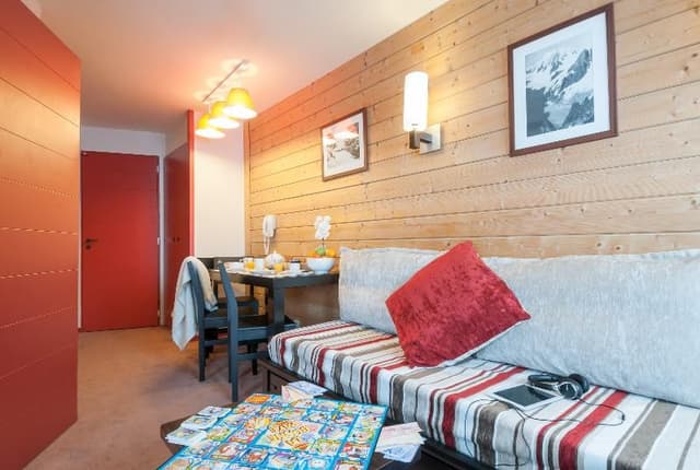 APARTMENT CAPACITY 6
