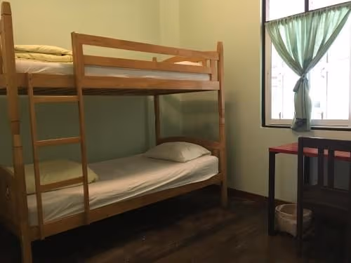 Double Room with Shared Bathroom and Air Conditioning