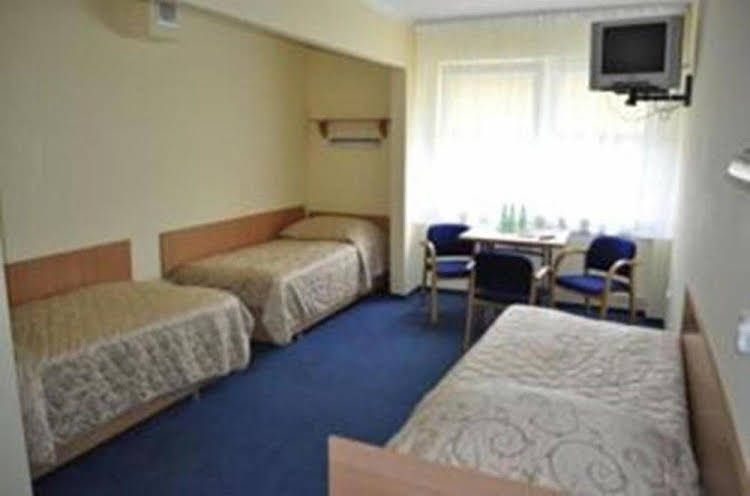 Hotel Zawisza0