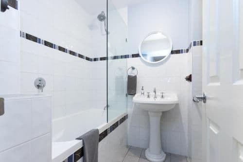 Down Under Queen Suite