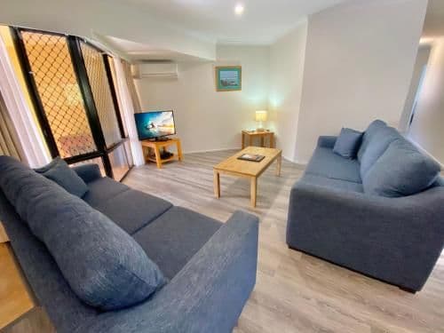 Three-Bedroom Apartment with Spa Bath