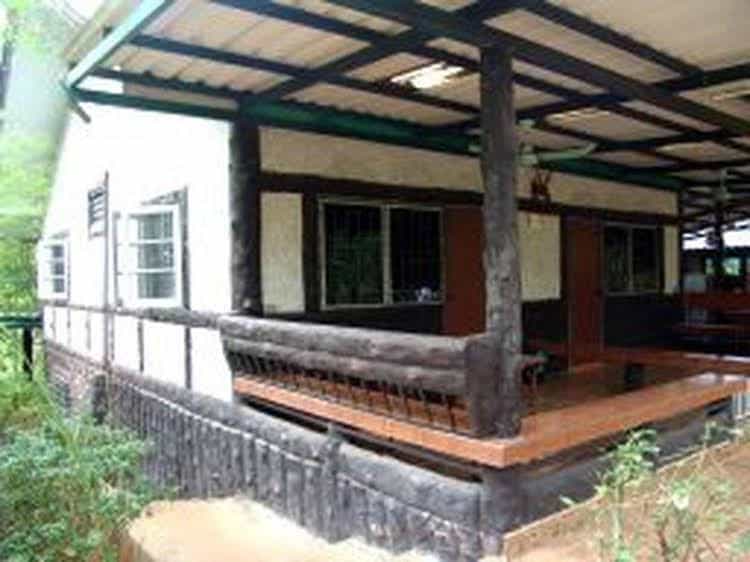 Sam's Jungle Guesthouse Sam's Jungle Guesthouse