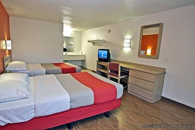 Motel 6 Kalamazoo Motel 6 Kalamazoo