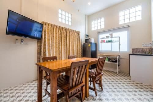 Standard Family Room