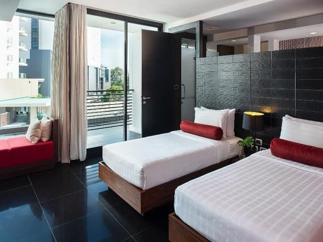 Double or Twin DELUXE CITY VIEW