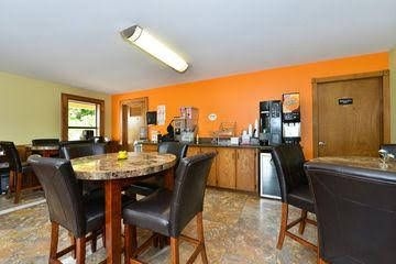 America Best Value Inn Wharton1