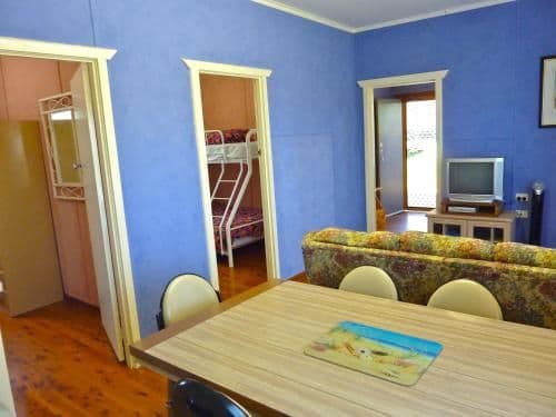 Kookaburra Two-Bedroom Cottage