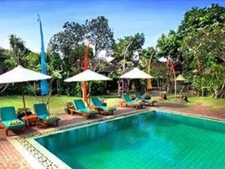Laghawa Beach Hotel & Villa0