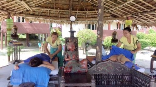 เกาะไหง รีสอร์ท (Koh Ngai Resort)3