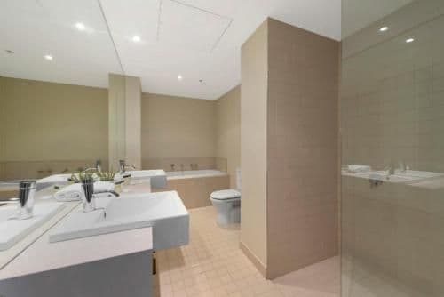 NewQuay Luxury VIP Harbour View Apartments (Indoor Pool)