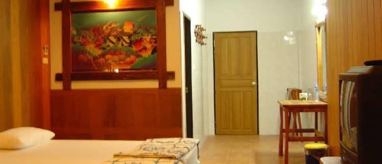 สลักเพชร รีสอร์ท (Salakphet Resort)2