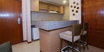 Vasilopoulos House2