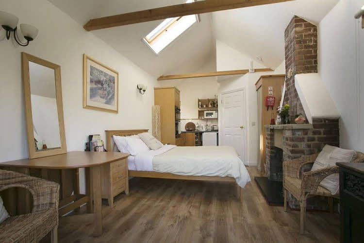 Iffin Farmhouse Iffin Farmhouse
