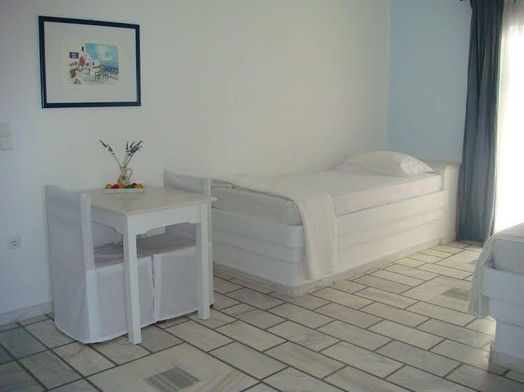 Nissiotiko Hotel0