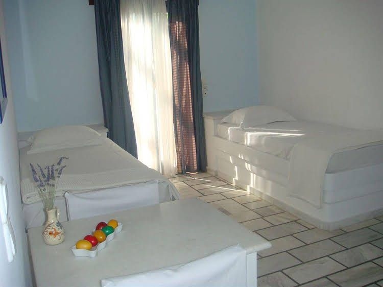 Nissiotiko Hotel1