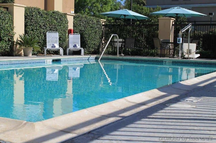 Hampton Inn & Suites Modesto - Salida1