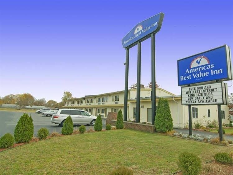 Americas Best Value Inn - Providence/Rumford3
