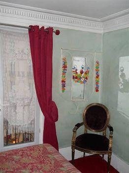 Hotel Le Petit Trianon4