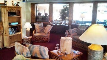 Garrett's Desert Inn4