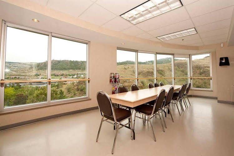 Residence & Conference Centre - Kamloops2