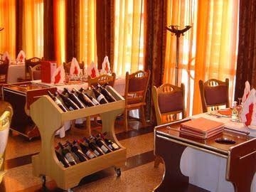Hotel Carpati4