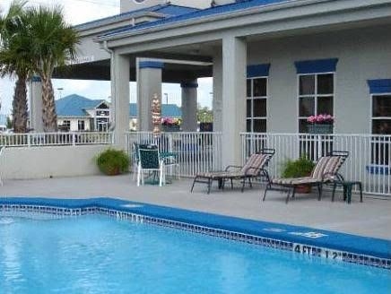 Marianna Inn & Suites0