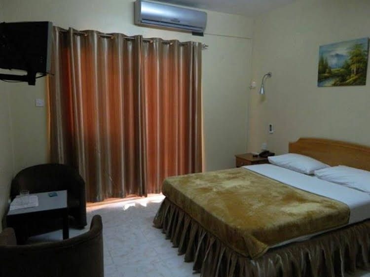 Zagy Hotel1