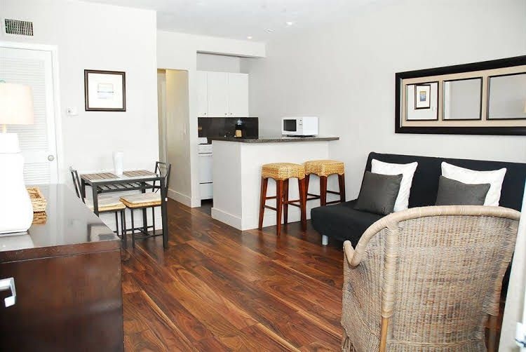 Hotel184