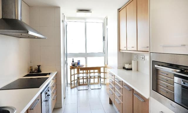 APARTMENT SEA VIEW THREE BEDROOMS
