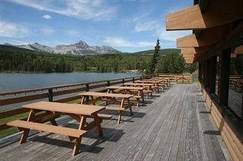 Nakoda Lakeside Lodge3