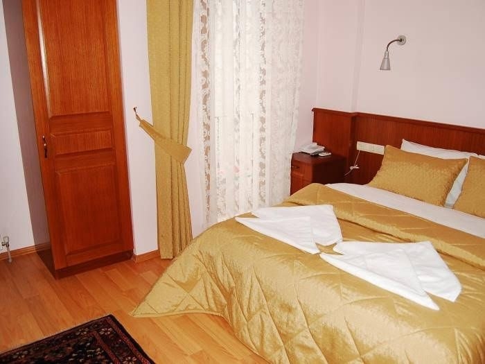 Agora Guesthouse1