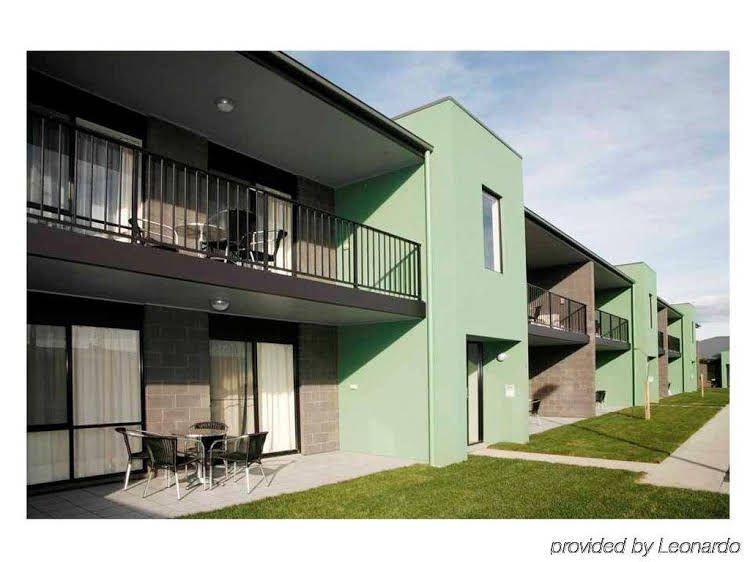 Quest Sale Serviced Apartments & Conference Centre1