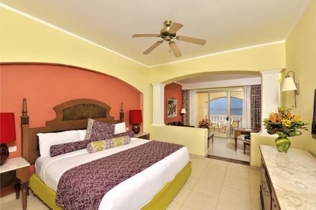 JUNIOR SUITE SUPERIOR
