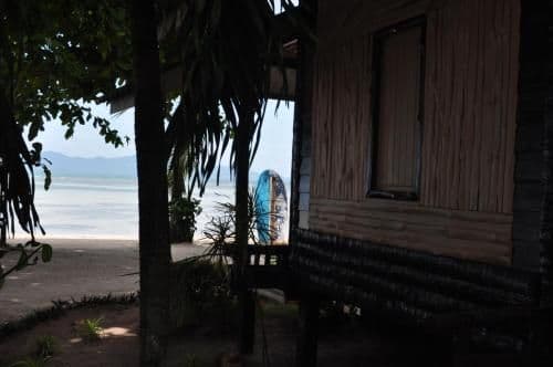 Wooden Bungalow with Beach Access