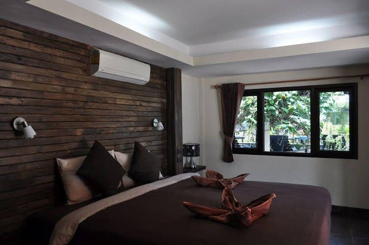 พะงัน บีช รีสอร์ท (Phangan Beach Resort)1