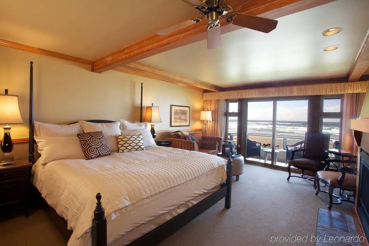 Stephanie Inn1