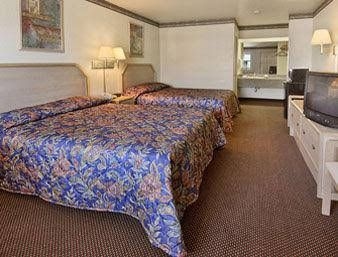 Knights Inn San Antonio/Near Seaworld2