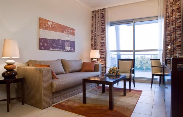 SUITE TWO BEDROOMS