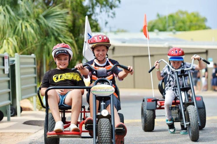บิ๊กโฟร์ แม็คโดแนล เรนจ์ ฮอลิเดย์ พาร์ก (Discovery Parks - Alice Springs)1