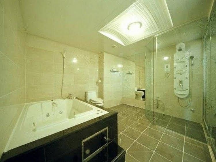 Goodstay A Plus Motel1