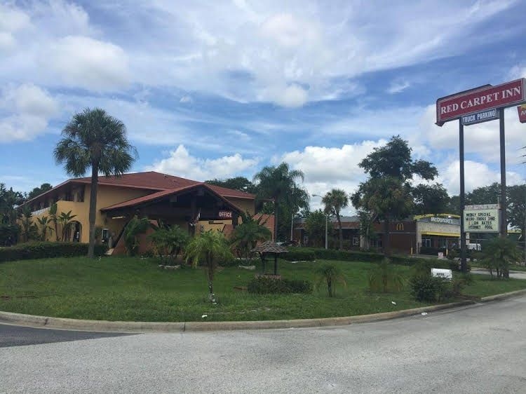 Red Carpet Inn Kissimmee1