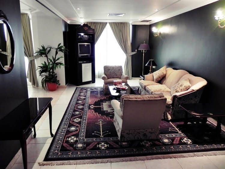 Royal Suite Hotel3