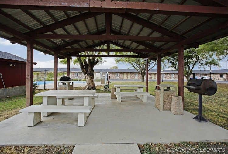 Regency Inn Hondo Regency Inn Hondo