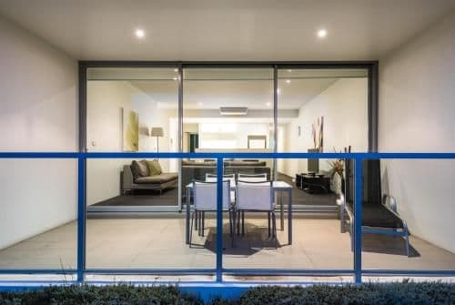 One-Bedroom Apartment - Pool View