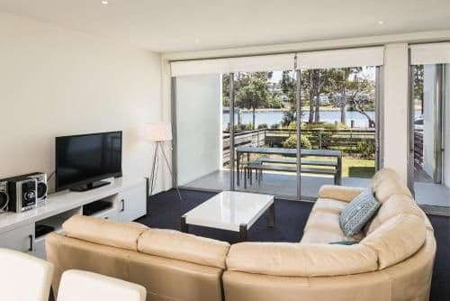 Three-Bedroom Townhouse - Lake View