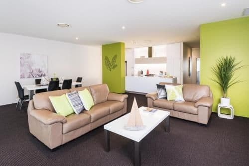 Three-Bedroom Sub-Penthouse