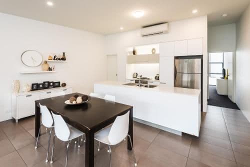 Three-Bedroom Townhouse - Lake View