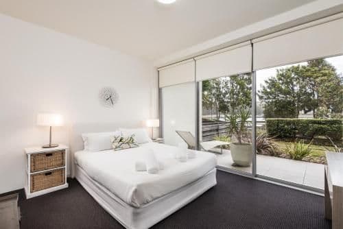 Three-Bedroom Townhouse - Lake View