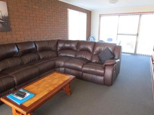 Anchorbell Holiday Apartments4